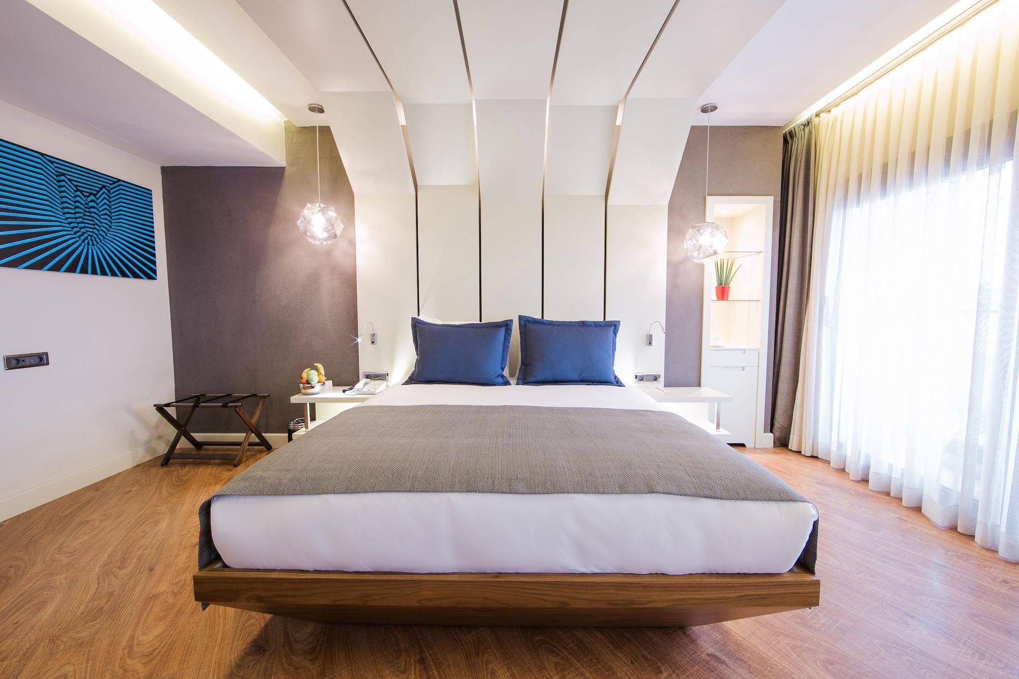 Otel Maroon Pera